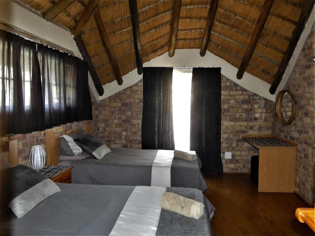 מרלות' פארק Weltevrede Lodge - Self Catering Houses חדר תמונה